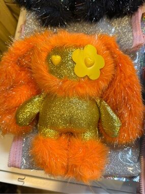 CJ Hendry Juju Sparkle Cleo